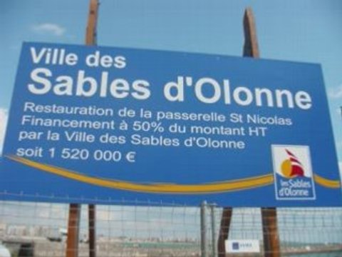 SABLES D'OLONNE Passerelle en rénovation LA CHAUME