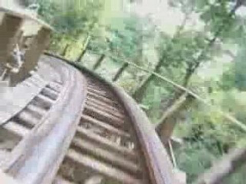 BOULDER DASH montagne russe looping roller coaster