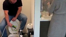 🤣🤣🤣 #pee #prank #couplecomedy #fyp #funny