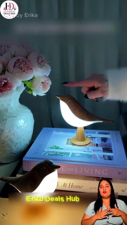 The Wireless Lamp Becoming Everyone’s Favorite Bedroom & Desk Detail 💡✨