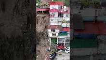 Hatay'da müstakil evin çöktüğü alan böyle görüntülendi