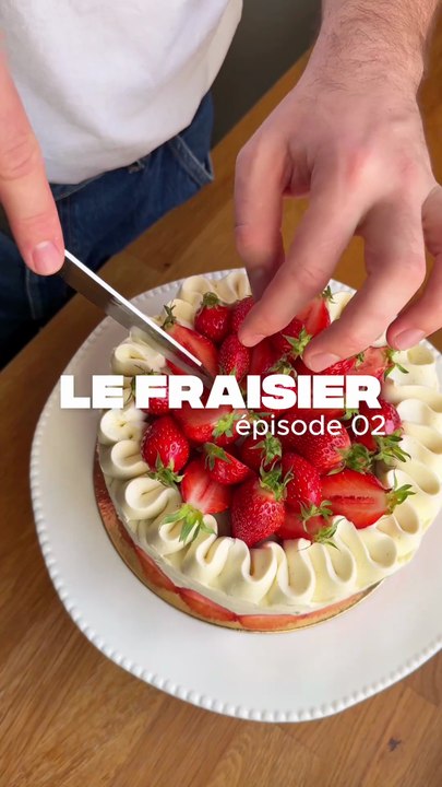 Le Fraisier EP2 : Biscuit Pain de Gênes, Sirop Fraise & Croustillant Praliné | Ma Recette de Folie