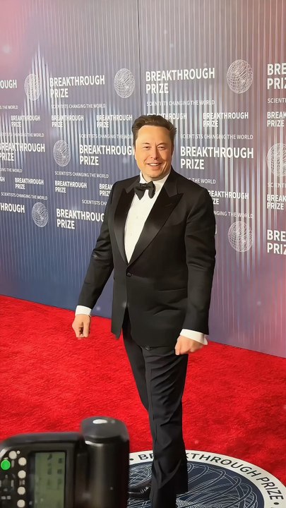 A pesar de que Elon Musk es el hombre más rico del mundo, todavía no puede obtener tres cosas.
