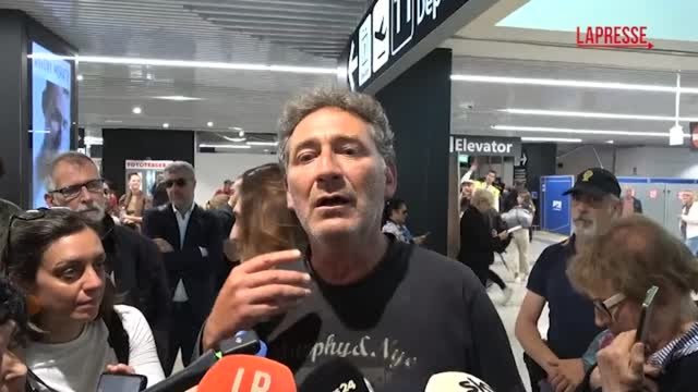 «Calci sulle gambe e cazzotti in faccia», il racconto di Mantovani rientrato in Italia: era sulla abbordata dalla marina israeliana