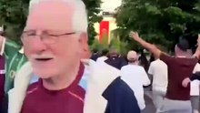 UEFA Avrupa Ligi finali için İstanbul'a gelen İngilizler, Gezi Parkı'nda eğlendi.