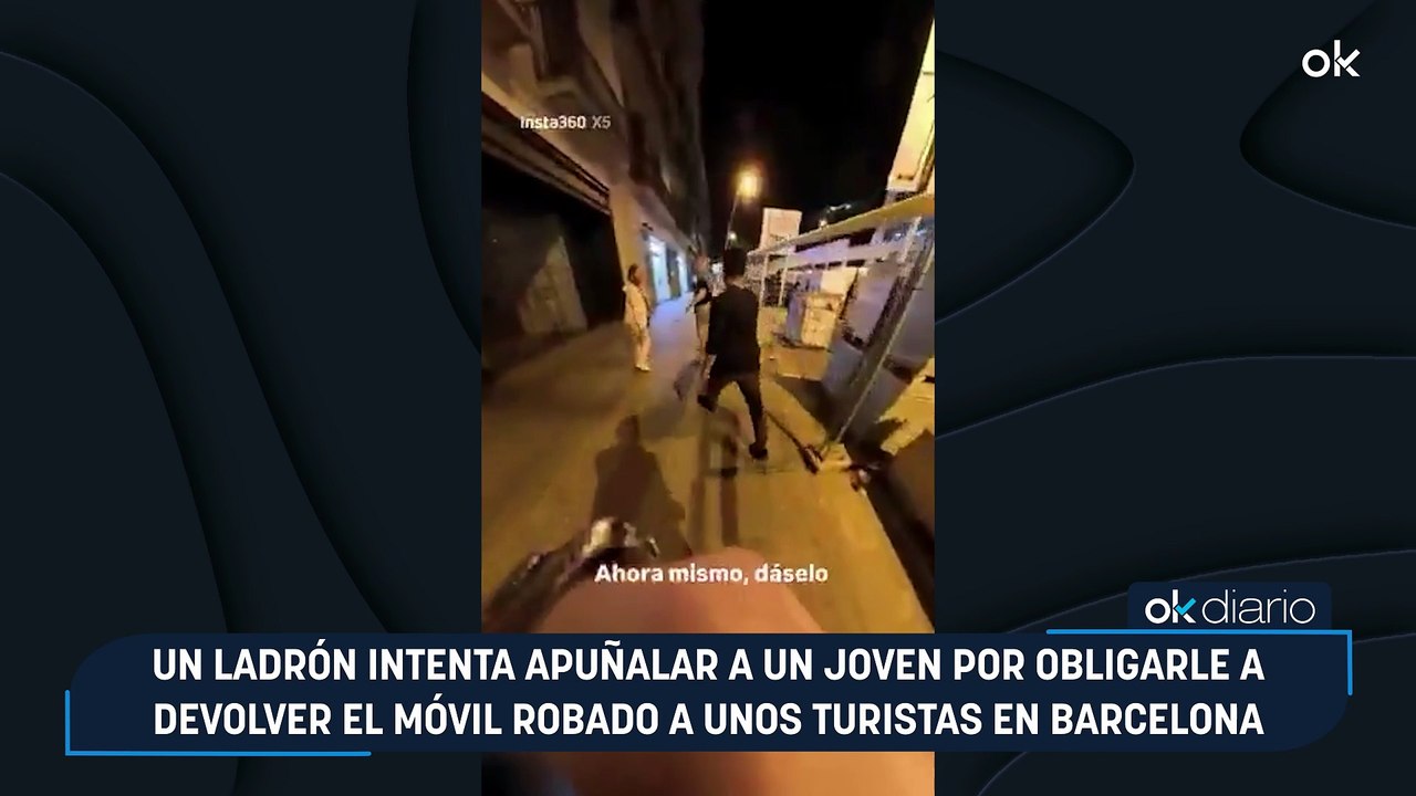 Un ladrón intenta apuñalar a un joven por obligarle a devolver el móvil robado a unos turistas en Barcelona