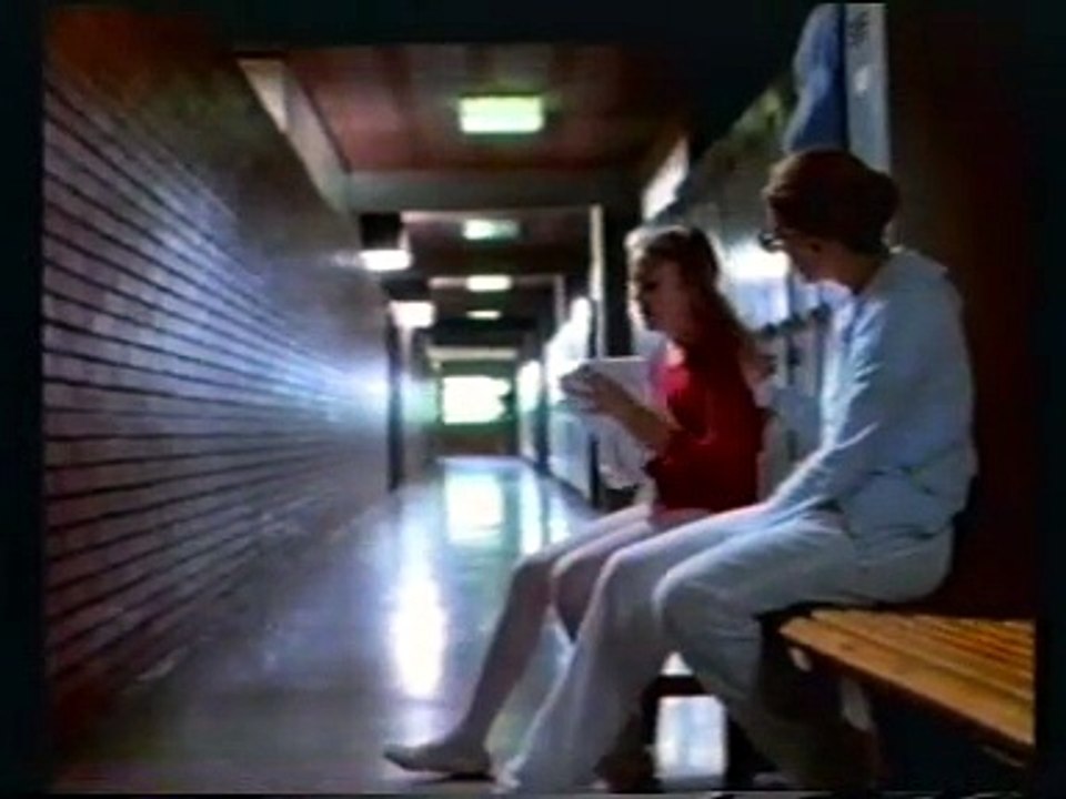 Stridulum 1979 TV Cut - Doppiaggio Italiano - The Vistitor