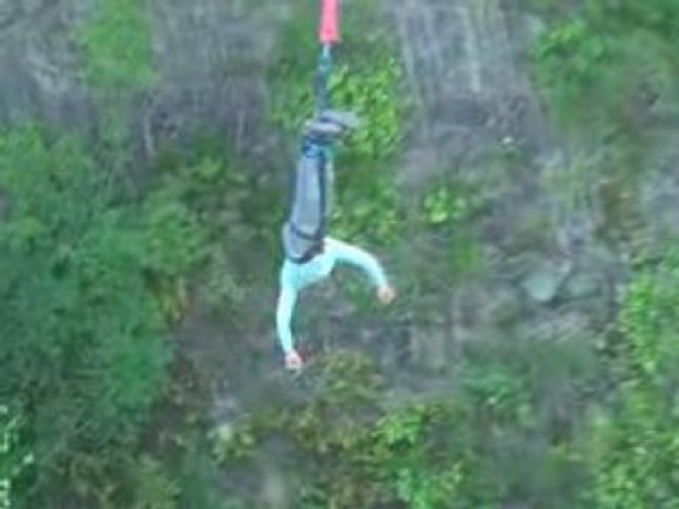 saut à l'élastique aux pond napoléon