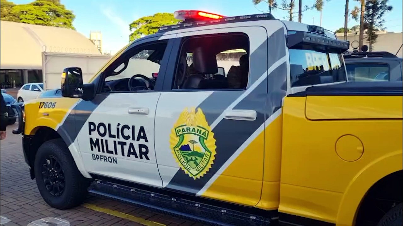 Corintiana é detida com haxixe amarrado ao corpo em ônibus na BR-277