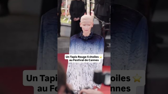 Des invités exceptionnels étaient sur le tapis rouge du Festival De Cannes pour le film La Bola