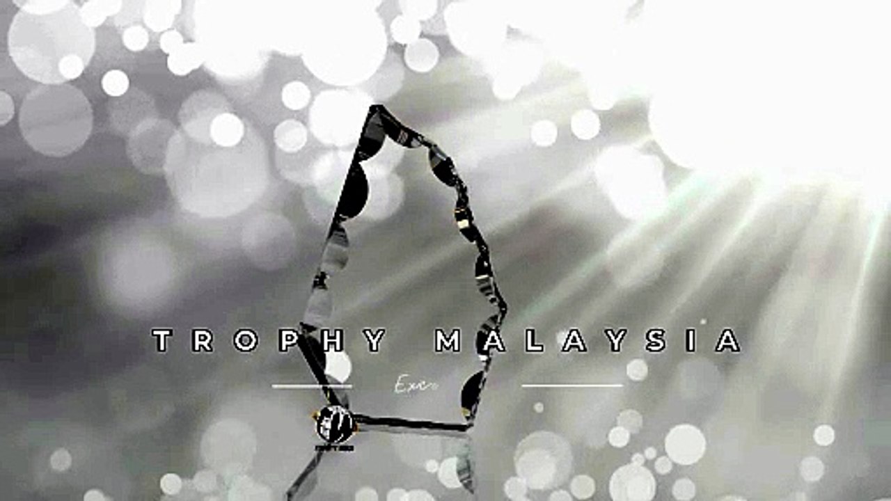 Iceberg Crystal Trophies at Trophy-World Malaysia | Custom Trophies & Plaques Supplier