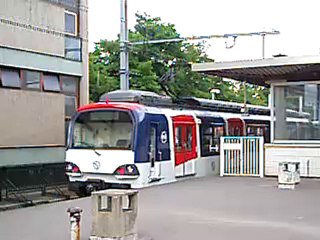 MS61 : Arrivée à la gare de Rueil Malmaison sur la ligne A du RER