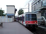 MI84 : Arrivée à la gare de Rueil Malmaison sur la ligne A du RER