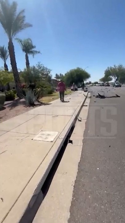 Trevor Bauer climbs out of $600K McLaren after nasty crash