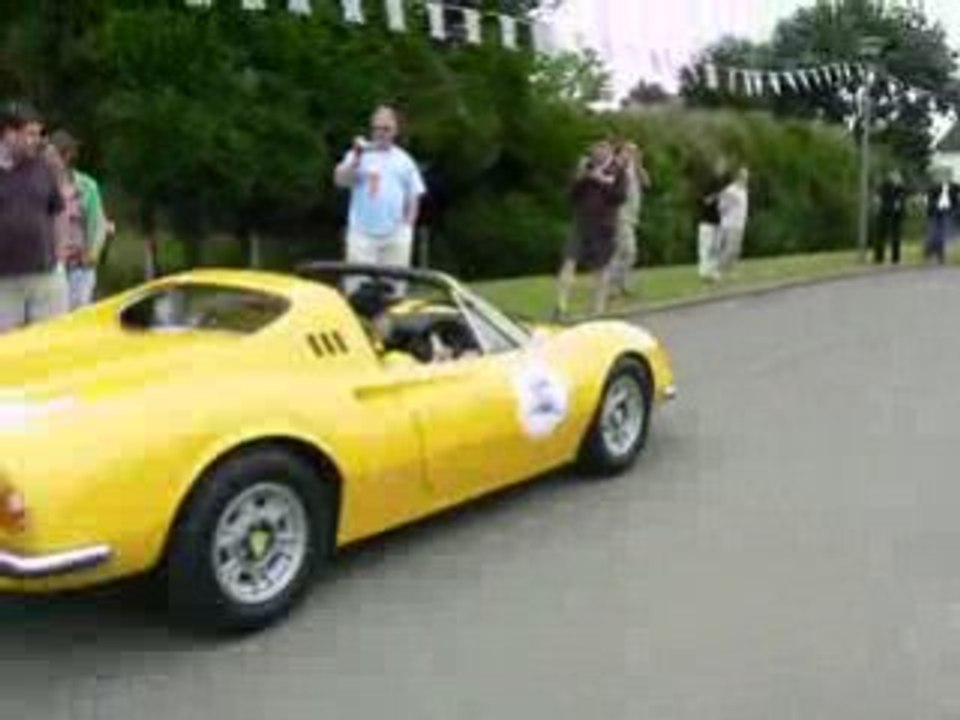 24H Mans 08 Classic BW Sortie des Ferrari