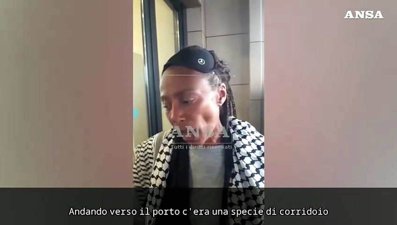 Flotilla, il racconto choc di Antonella Bundu: "Ammanettata, inginocchiata e con la faccia a terra per un paio d'ore"