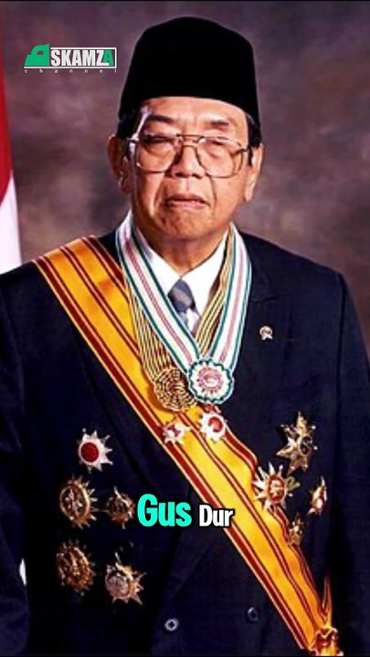 KH HASYIM ASY'ARI (KAKEK GUS DUR)