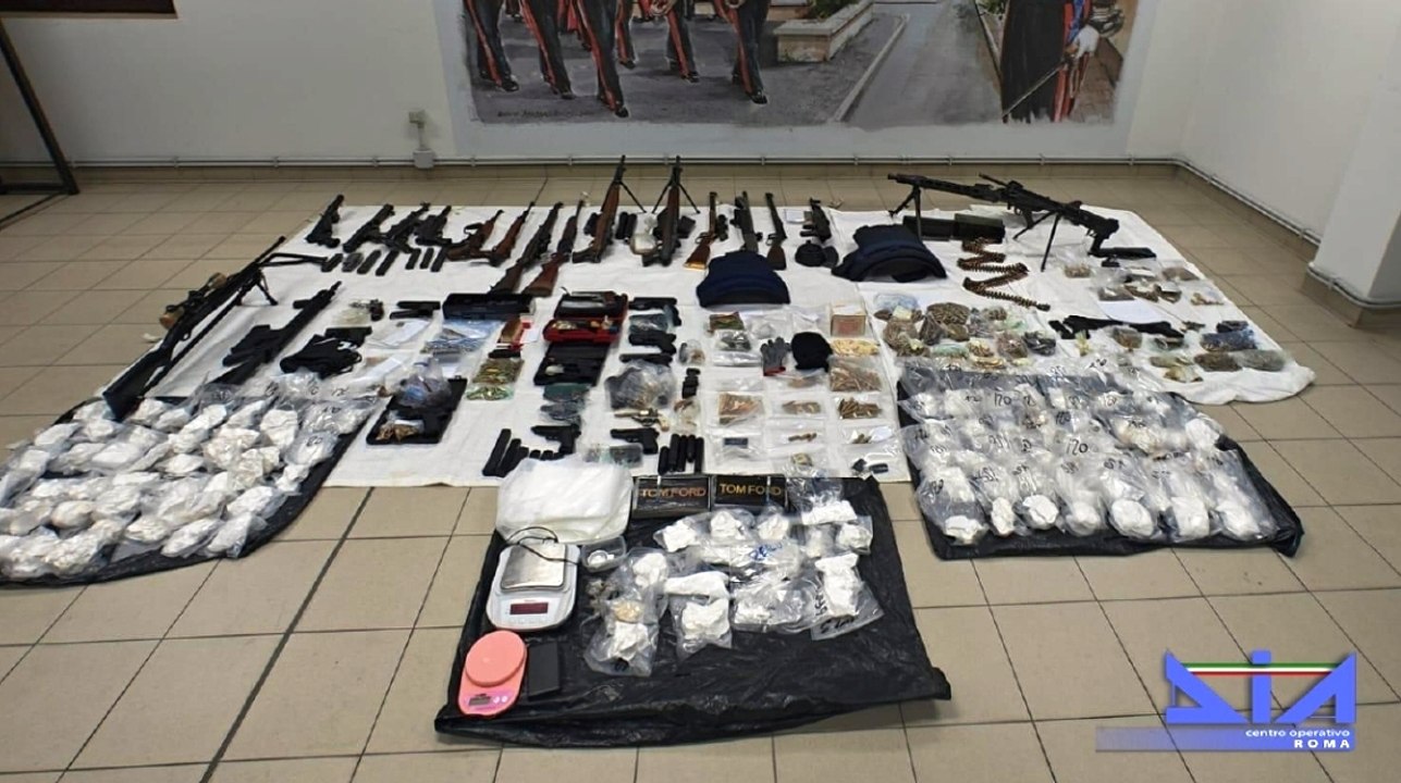 Faida per la droga ad Aprilia, fermate 4 persone: Dia blocca piano per agguato con armi da guerra (22.05.26)