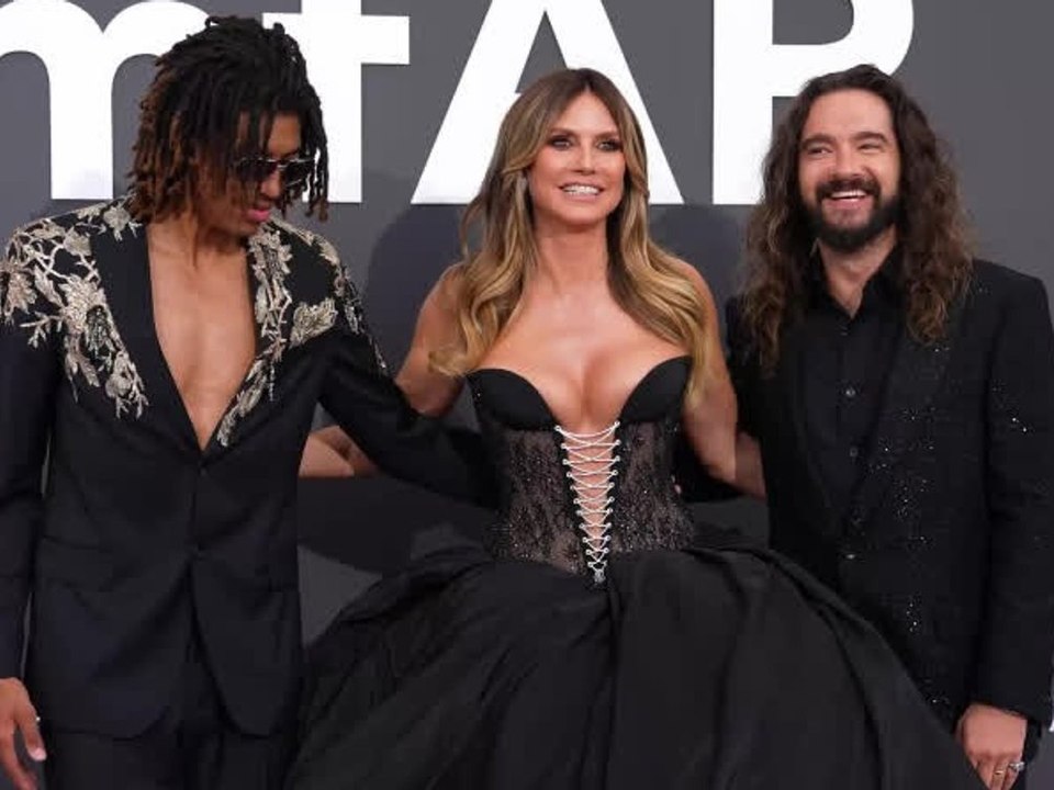 Amfar-gala: heidi klum sorgt mit xxl-robe für glamour-auftritt
