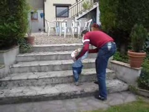 Les marches chez papie et mamie Delacre