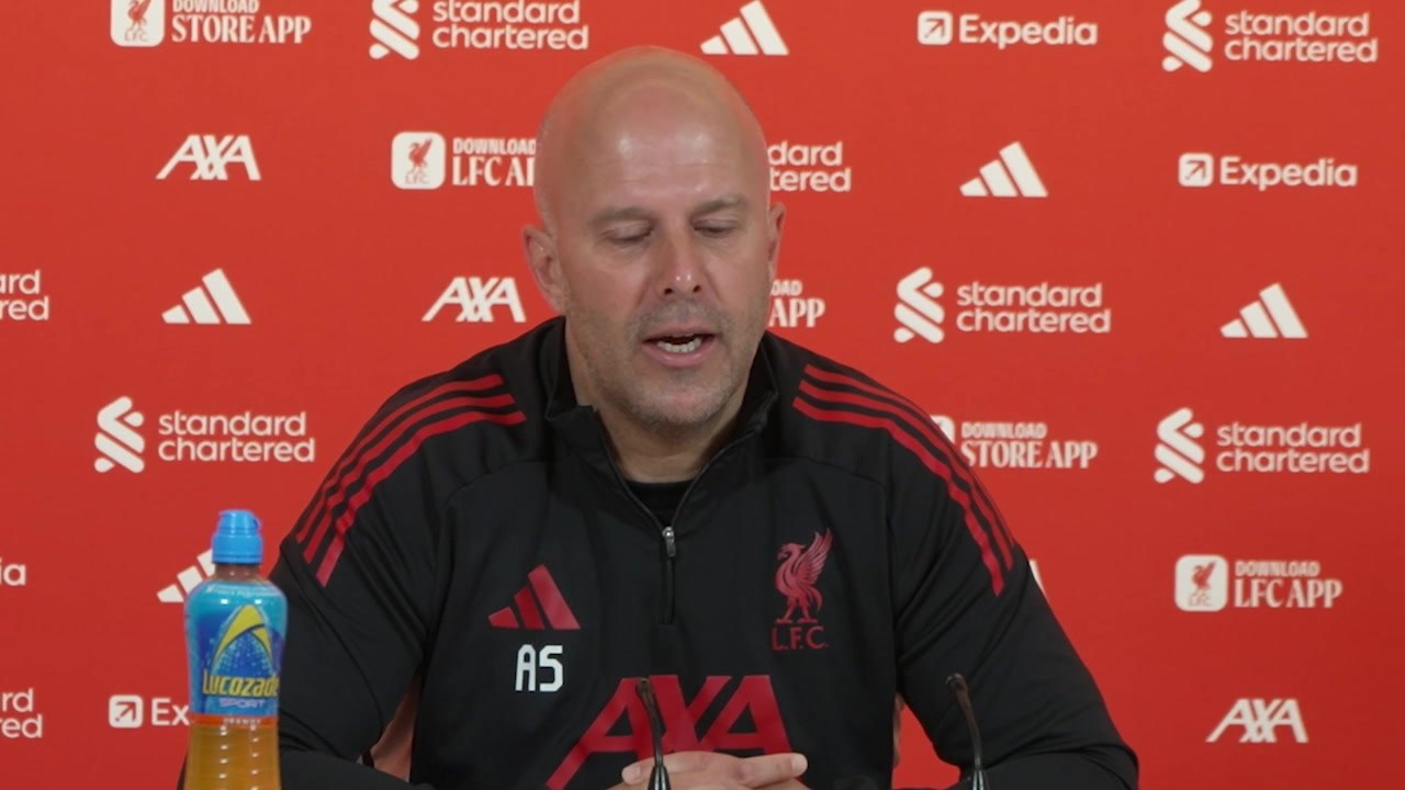 Liverpool's Slot on Salah criticism and Brentford challenge (Full Presser)