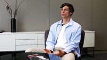 “Me siento bien en la tristeza, no me da miedo estar en ella”