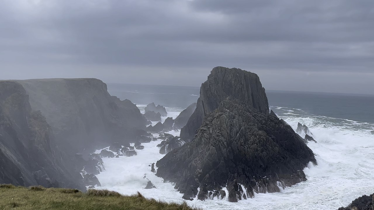 Malin Head, Hells Hole (Poll Ifreann), Ireland