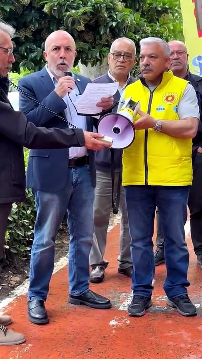 Kocaeli Emek ve Demokrasi Platformu CHP il binasına yürüdü! Mutlak butlan kararına İzmit'ten tepki