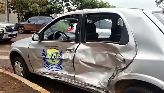 Forte acidente entre Celta e Oroch deixa duas mulheres feridas em Cascavel