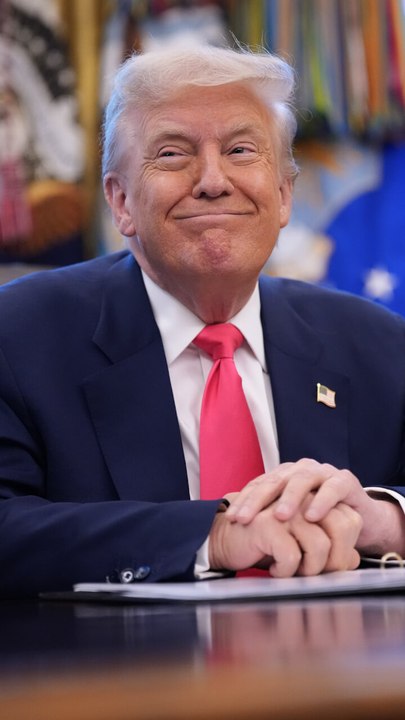 I spent 1 hour with Donald Trump - Behind the Scenes With The President