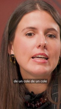 Eres profesora y la madre de uno de tus alumnos muere y el niño se queda solo en el mundo. ¿Te arriesgas a implicarte con él a pesar de que lo tienes prohibido?