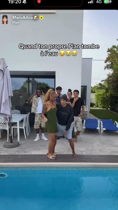 😭