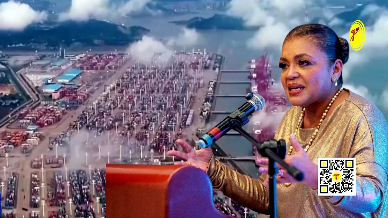 MUJER DE GRANDES VALORES Y VIRTUDES FUE MERECEDORA DEL CLAUSTRO DOCTORAL MITAD DEL MUNDO