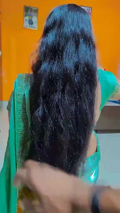 Long hair play