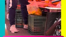 ¿El verdadero kilos de a kilo? 'Exhiben' a vendedor de fruta y su báscula 'invisible'