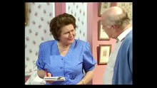 Keeping Up Appearances s03 e07 What to Wear When Yachting