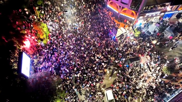 Trabzonsporlu taraftarlar, Ziraat Türkiye Kupası şampiyonluğunu kutladı | Ajansspor | AA