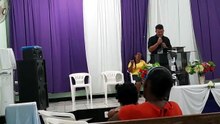 DEUS ESTÁ AQUI
