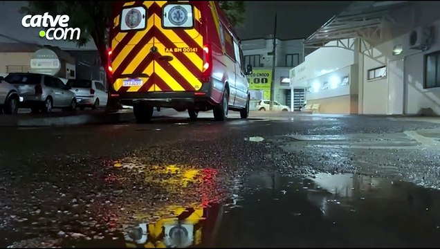 Entregador fica ferido em acidente entre carro e moto na região central de Cascavel