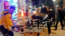 Kütahya'da iki genç sokak ortasında bıçaklı saldırıya uğradı