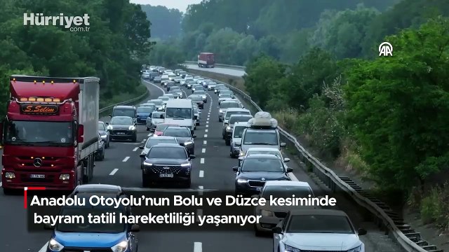Anadolu Otoyolu'nun Bolu ve Düzce kesiminde bayram tatili hareketliliği yaşanıyor