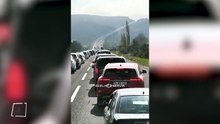 İstanbul'dan memleketlerine gitmek isteyenler yoğun trafik oluşturdu
