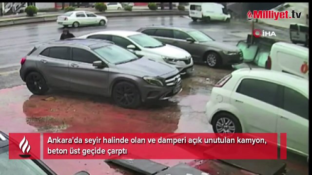 Ankara'da feci kaza! Kamyon üst geçide çarptı: Yaralılar var