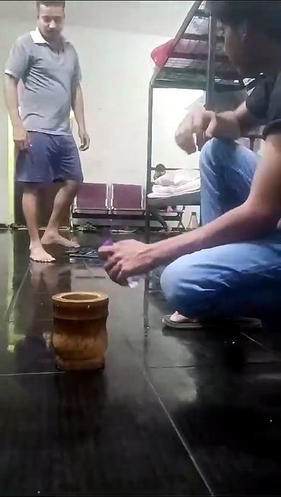 Play game friends ke saath