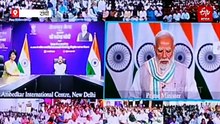 रांची और धनबाद में रोजगार मेला का आयोजन, अभ्यर्थियों के बीच नियुक्ति पत्र का वितरण