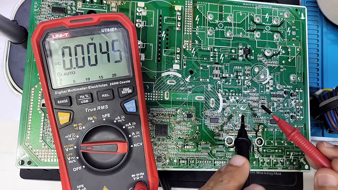 Gree DC Inverter AC E6 Error Code Problem Solved  PCB Repairing Center - Babar Electronics HVACR