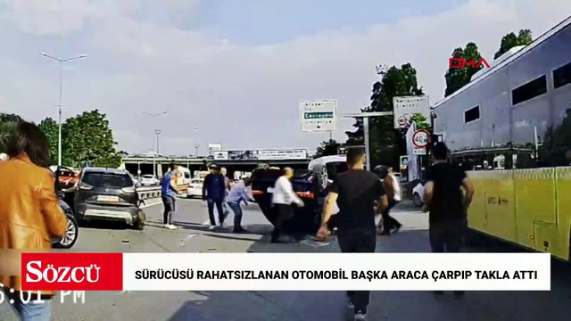 Kadıköy'de sürücüsü rahatsızlanan otomobil başka araca çarpıp takla attı