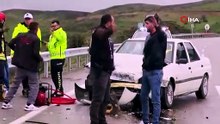 Erzurum-Erzincan karayolundan zincirleme trafik kazası: 3 yaralı
