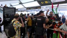 La Ertzaintza detiene a varias personas en el recibimiento a los miembros de la Flotilla en Bilbao