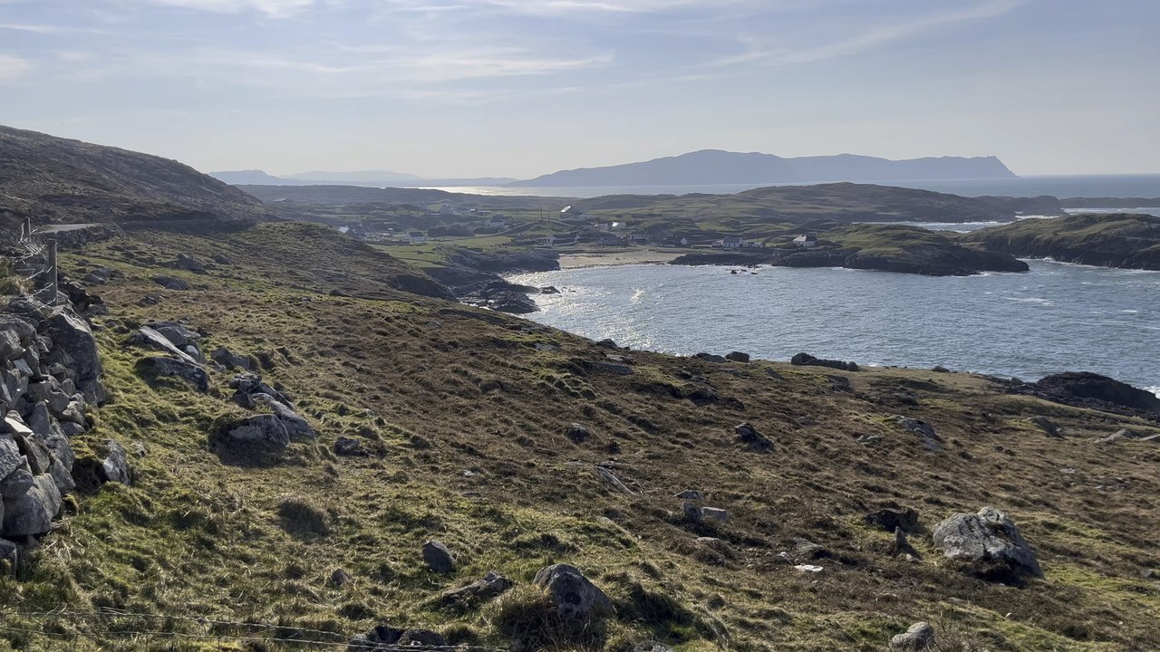 Ros Goill, Ireland